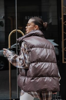 Жилет Софт біопух шоколад Jadone Fashion