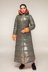 Зимнее женское оливковое пальто ПВ-1202 лак тон 25+97 Favoritti