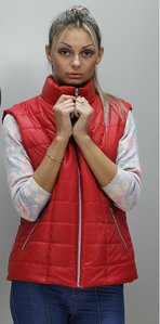 Стильная красная женская жилетка КР Murenna Furs