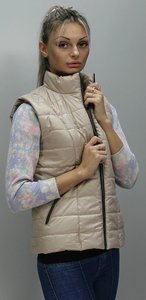 Стильна бежева жіноча жилетка КР Murenna Furs